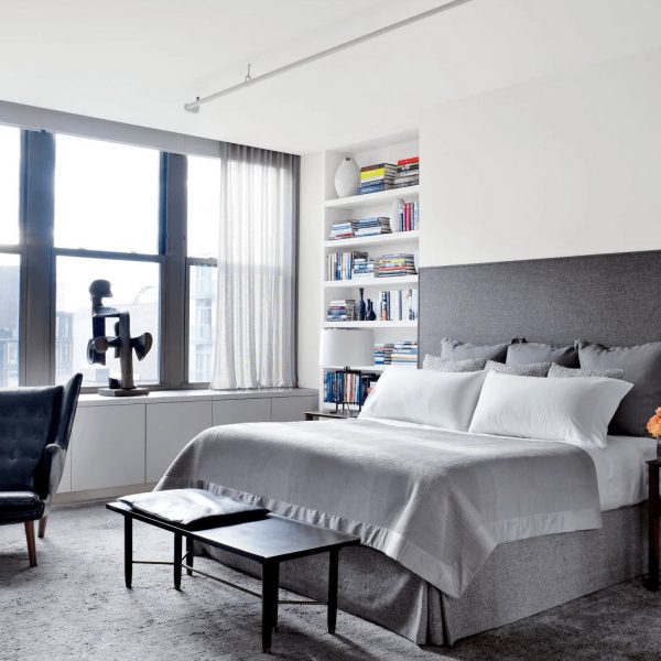 A Timeless Elegance: The Vintage Charm of Blue Glass Table Lamps
