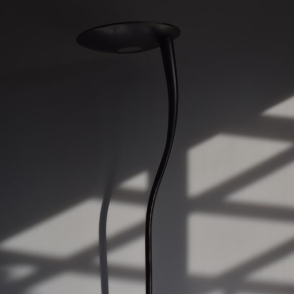 Industrial Metal Arc Floor Lamp for Stylish Lounge